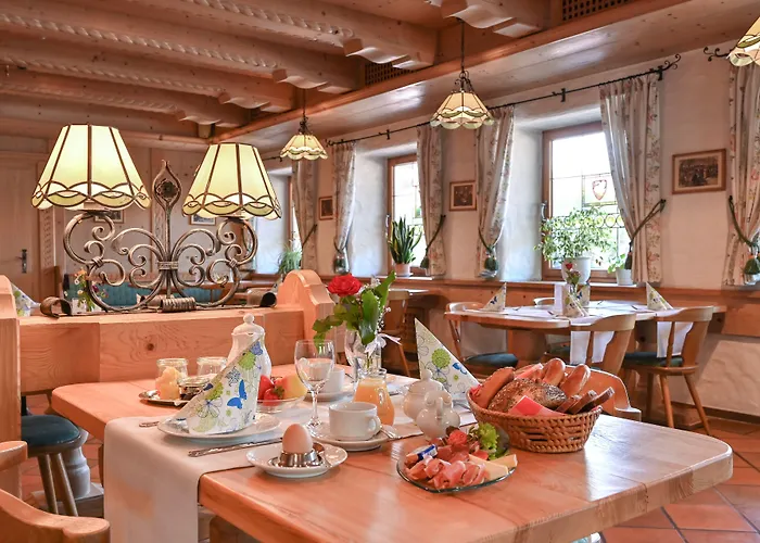 Helmer Hotel